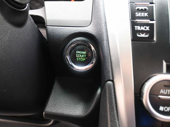 Toyota Camry VII (XV50) с пробегом 2014 года, цена 1 899 900 рублей, 111876 км, седан, Автокод Объявления