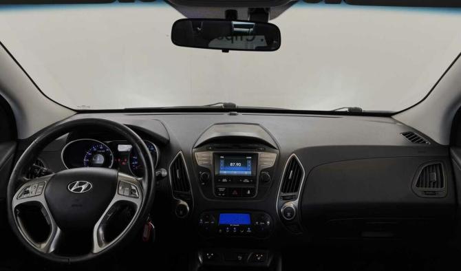 Hyundai ix35 I Рестайлинг с пробегом 2013 года, цена 1 090 000 рублей, 240077 км, внедорожник, Автокод Объявления