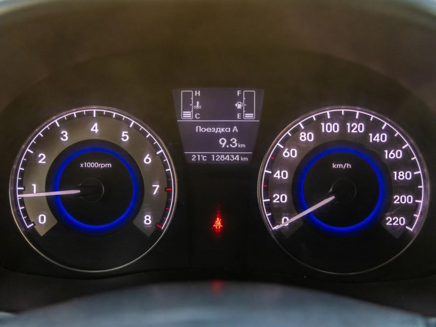 Hyundai Solaris I Рестайлинг Волгоград  - изображение 9