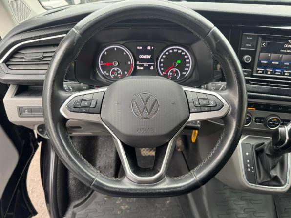 Volkswagen Caravelle T6 Рестайлинг с пробегом 2020 года, цена 4 249 000 рублей, 140000 км, минивэн, Автокод Объявления