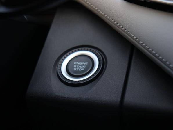 Geely Atlas II с пробегом 2024 года, цена 2 800 000 рублей, 45184 км, внедорожник, Автокод Объявления