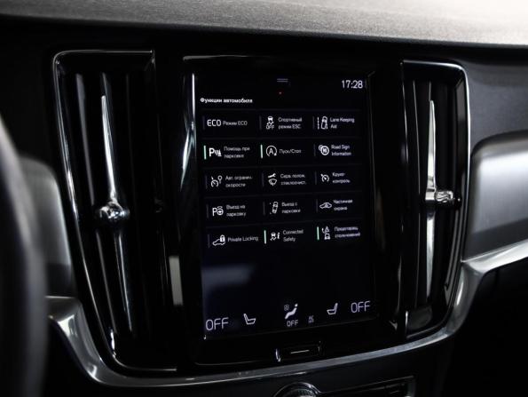 Volvo S90 II с пробегом 2018 года, цена 2 269 000 рублей, 232700 км, седан, Автокод Объявления