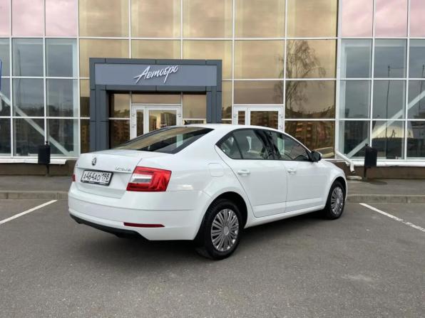 Skoda Octavia III (A7) Рестайлинг с пробегом 2017 года, цена 1 465 000 рублей, 103172 км, лифтбек, Автокод Объявления