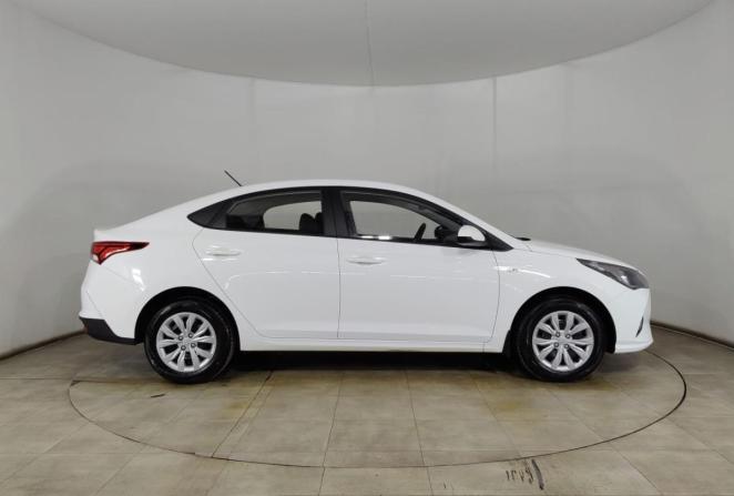 Hyundai Solaris II Рестайлинг с пробегом 2022 года, цена 1 620 000 рублей, 96320 км, седан, Автокод Объявления
