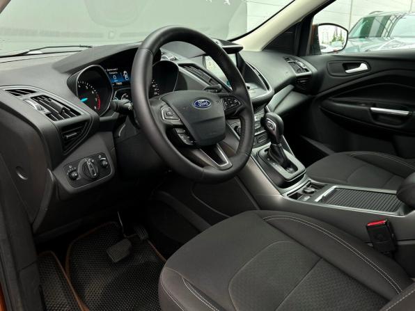 Ford Kuga II Рестайлинг с пробегом 2019 года, цена 1 598 600 рублей, 173304 км, внедорожник, Автокод Объявления