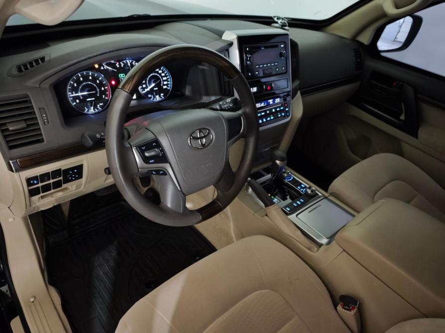 Toyota Land Cruiser 200 Series Рестайлинг 2 Ростов-на-Дону  - изображение 16