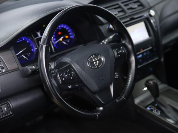 Toyota Camry VII (XV50) Рестайлинг 2 с пробегом 2017 года, цена 2 490 000 рублей, 112651 км, седан, Автокод Объявления