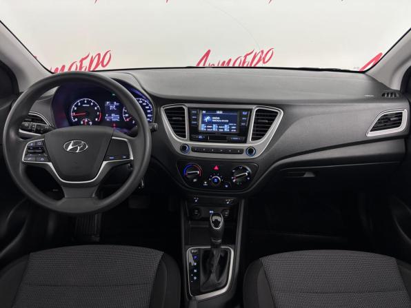 Hyundai Solaris II Рестайлинг с пробегом 2021 года, цена 1 469 000 рублей, 97271 км, седан, Автокод Объявления