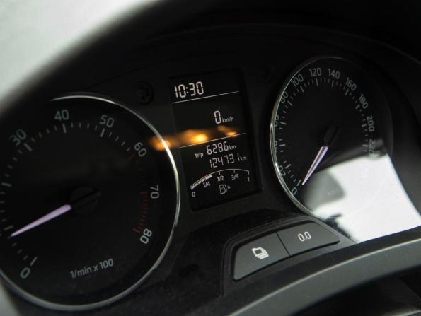 Skoda Rapid I с пробегом 2014 года, цена 918 000 рублей, 124723 км, лифтбек, Автокод Объявления