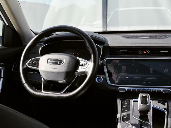 Geely Atlas Pro с пробегом 2023 года, цена 1 913 000 рублей, 120878 км, внедорожник, Автокод Объявления