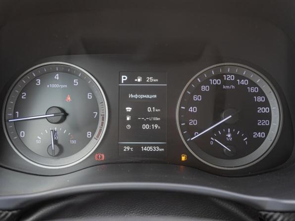 Hyundai Tucson III Рестайлинг с пробегом 2018 года, цена 2 285 000 рублей, 140533 км, внедорожник, Автокод Объявления