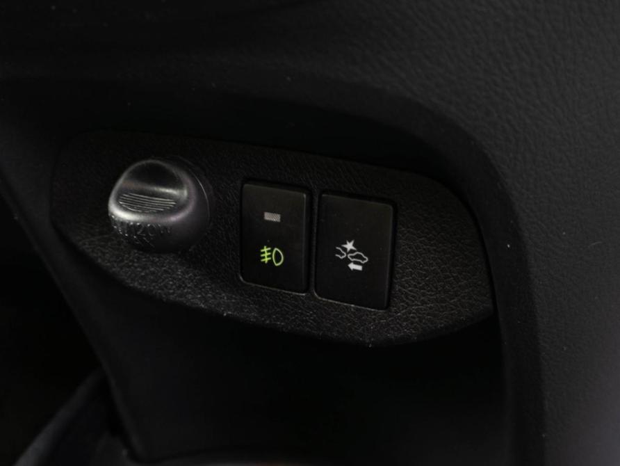 Toyota Vitz III (XP130) Рестайлинг 2 Тюмень  - изображение 17