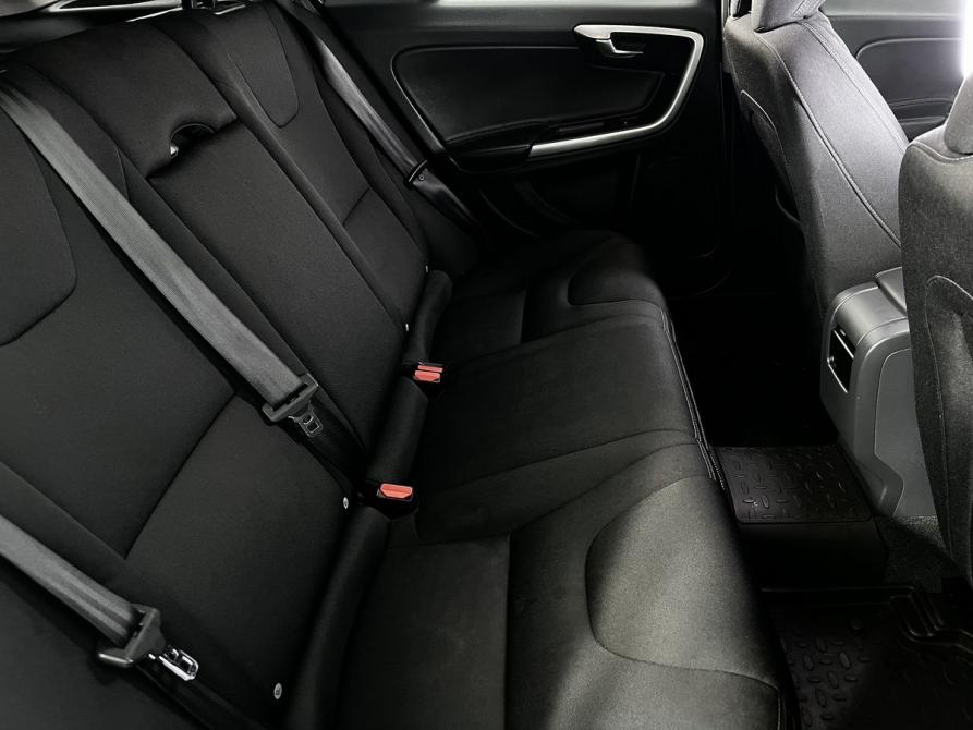 Volvo V60 I Рестайлинг Калининград  - изображение 11