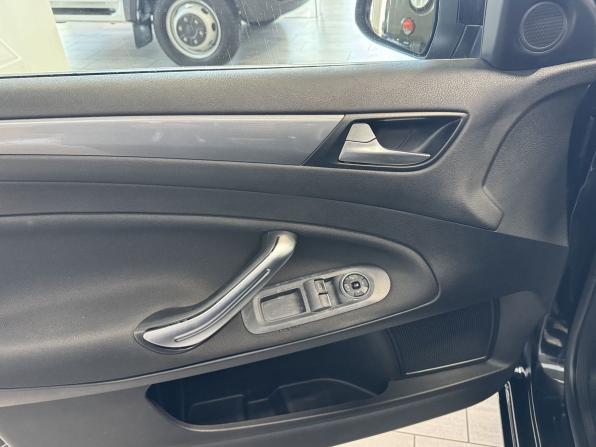 Ford Mondeo IV Рестайлинг с пробегом 2012 года, цена 665 000 рублей, 176553 км, седан, Автокод Объявления