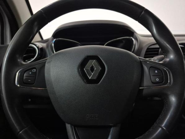 Renault Kaptur I с пробегом 2018 года, цена 1 290 000 рублей, 225347 км, внедорожник, Автокод Объявления