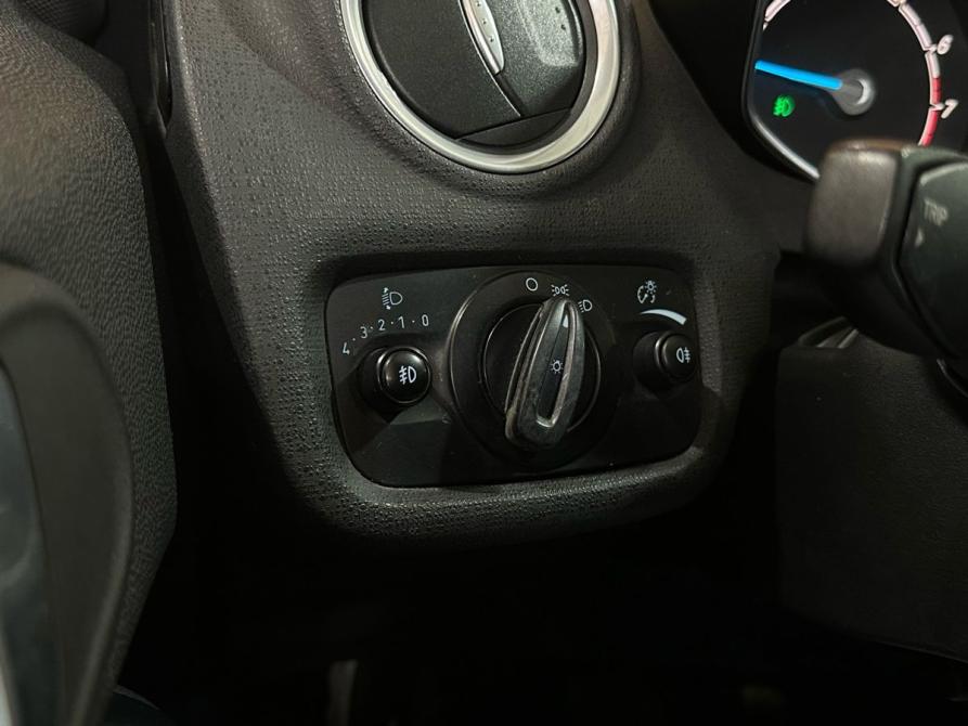 Ford Fiesta Mk6 Рестайлинг Челябинск  - изображение 16
