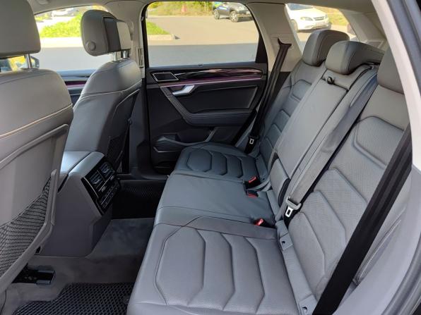 Volkswagen Touareg III с пробегом 2018 года, цена 4 492 800 рублей, 149191 км, внедорожник, Автокод Объявления