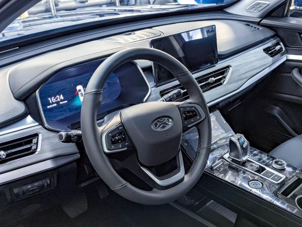 Xcite X-Cross 8 с пробегом 2024 года, цена 2 609 000 рублей, 5 км, внедорожник, Автокод Объявления
