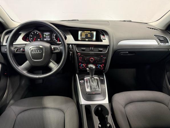 Audi A4 IV (B8) с пробегом 2011 года, цена 990 000 рублей, 258620 км, седан, Автокод Объявления