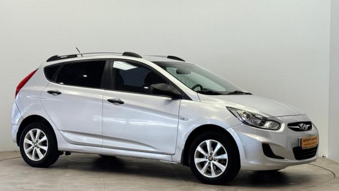 Hyundai Solaris I с пробегом 2012 года, цена 589 000 рублей, 188000 км, хэтчбек, Автокод Объявления