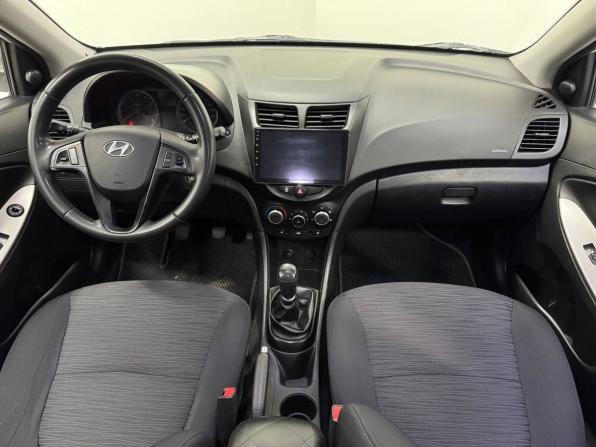 Hyundai Solaris I Рестайлинг с пробегом 2015 года, цена 800 000 рублей, 194000 км, хэтчбек, Автокод Объявления