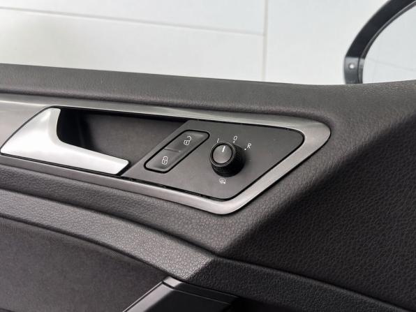 Volkswagen Golf VII с пробегом 2014 года, цена 1 279 000 рублей, 119000 км, хэтчбек, Автокод Объявления