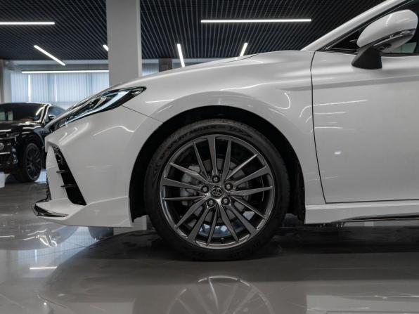 Toyota Camry IX (XV80) China Market Рестайлинг с пробегом 2026 года, цена 4 700 000 рублей, 32 км, седан, Автокод Объявления