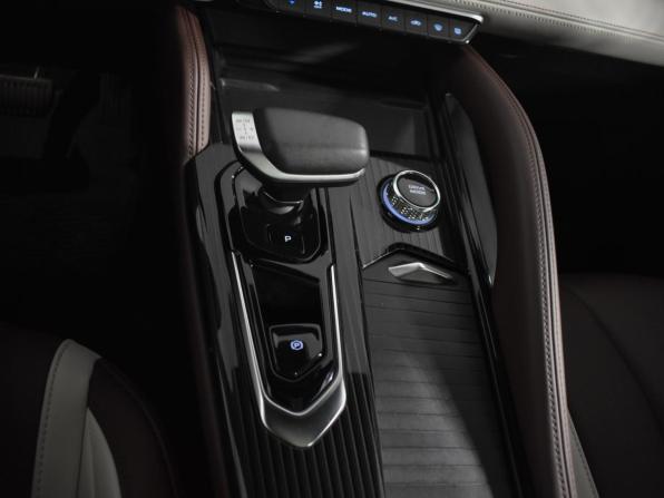 Geely Monjaro I с пробегом 2022 года, цена 3 065 790 рублей, 51466 км, внедорожник, Автокод Объявления