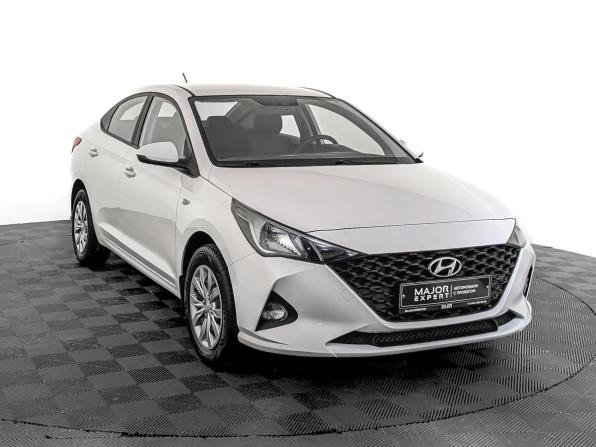 Hyundai Solaris II Рестайлинг с пробегом 2022 года, цена 1 575 000 рублей, 69491 км, седан, Автокод Объявления