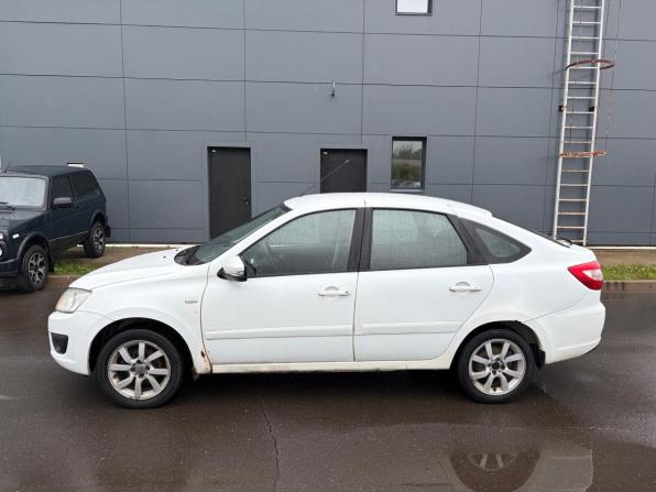 Lada (ВАЗ) Granta I с пробегом 2015 года, цена 382 000 рублей, 93547 км, лифтбек, Автокод Объявления