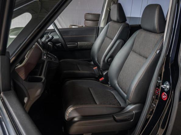 Honda Freed II Рестайлинг с пробегом 2021 года, цена 2 130 000 рублей, 48776 км, компактвэн, Автокод Объявления