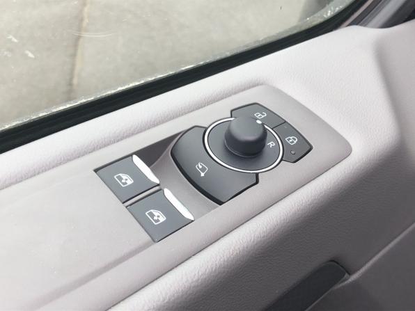 Volkswagen Caravelle T7 с пробегом 2025 года, цена 9 650 000 рублей, 678 км, минивэн, Автокод Объявления