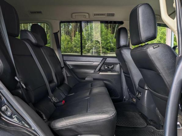Mitsubishi Pajero IV Рестайлинг 2 с пробегом 2014 года, цена 2 299 500 рублей, 241000 км, внедорожник, Автокод Объявления