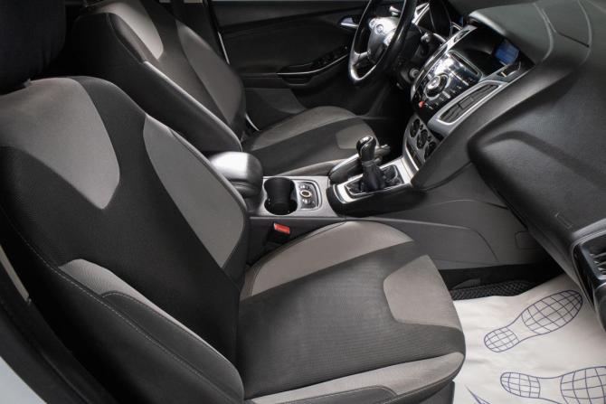 Ford Focus III с пробегом 2012 года, цена 699 000 рублей, 237000 км, хэтчбек, Автокод Объявления