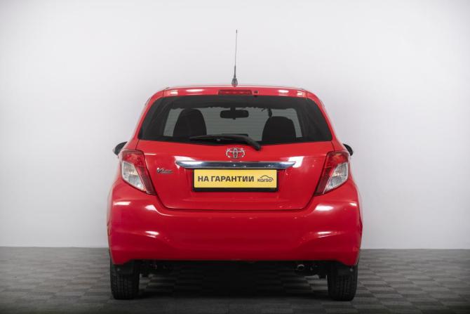 Toyota Vitz III (XP130) с пробегом 2013 года, цена 1 099 000 рублей, 78000 км, хэтчбек, Автокод Объявления