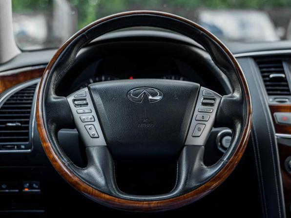 Infiniti QX80 I Рестайлинг с пробегом 2016 года, цена 2 449 000 рублей, 183570 км, внедорожник, Автокод Объявления
