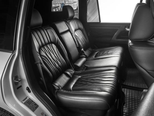 Toyota Land Cruiser 200 Series Рестайлинг 1 с пробегом 2014 года, цена 3 499 000 рублей, 255422 км, внедорожник, Автокод Объявления