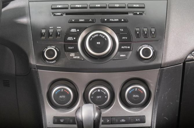 Mazda 3 II (BL) с пробегом 2011 года, цена 899 000 рублей, 182000 км, седан, Автокод Объявления