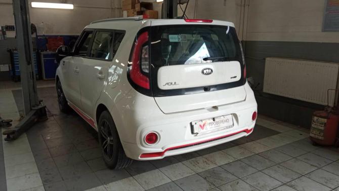 Kia Soul II Рестайлинг с пробегом 2018 года, цена 1 490 000 рублей, 115095 км, хэтчбек, Автокод Объявления