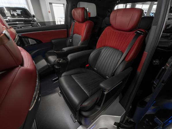GAC Trumpchi M8 II с пробегом 2023 года, цена 4 300 000 рублей, 45006 км, минивэн, Автокод Объявления