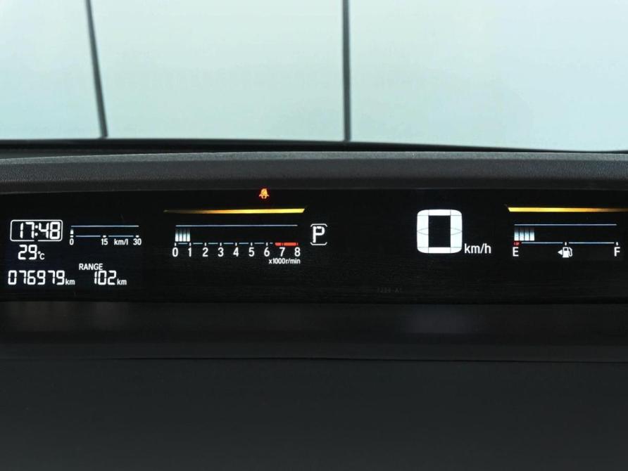 Honda Stepwgn V Рестайлинг Ростов-на-Дону  - изображение 18