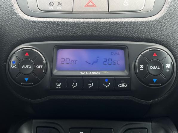 Hyundai ix35 I Рестайлинг с пробегом 2014 года, цена 1 230 000 рублей, 231000 км, внедорожник, Автокод Объявления