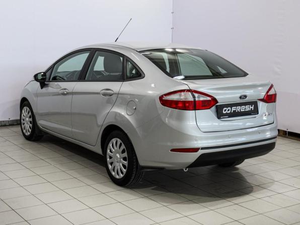 Ford Fiesta Mk6 Рестайлинг с пробегом 2016 года, цена 1 170 000 рублей, 28210 км, седан, Автокод Объявления