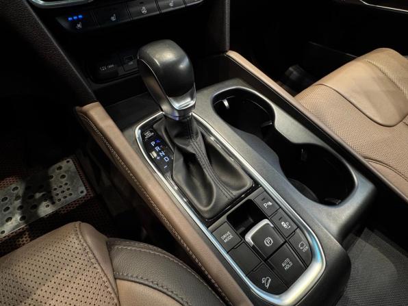 Hyundai Santa Fe IV с пробегом 2019 года, цена 3 020 000 рублей, 113084 км, внедорожник, Автокод Объявления