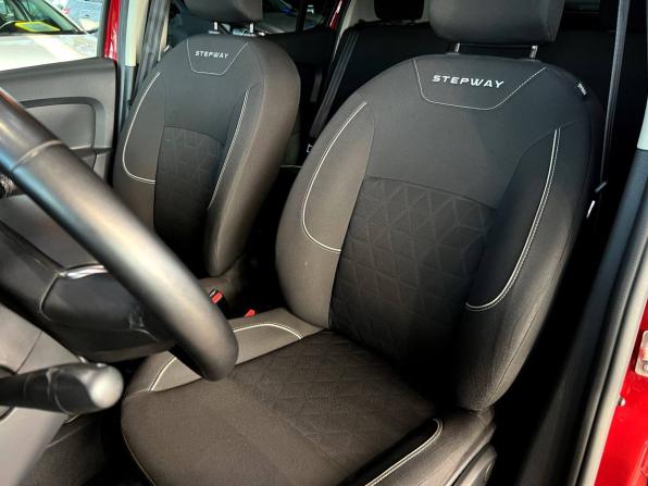 Renault Sandero II Рестайлинг с пробегом 2019 года, цена 1 350 000 рублей, 55700 км, хэтчбек, Автокод Объявления