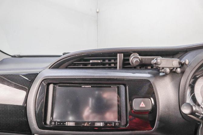 Toyota Vitz III (XP130) Рестайлинг с пробегом 2019 года, цена 1 179 000 рублей, 113200 км, хэтчбек, Автокод Объявления