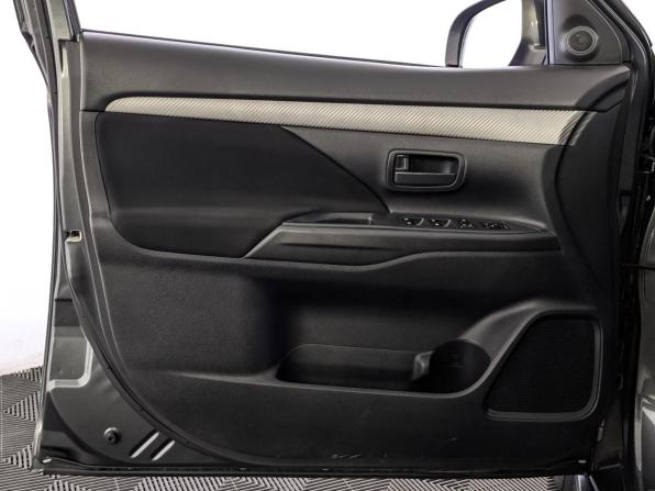Mitsubishi Outlander III Рестайлинг 2 с пробегом 2018 года, цена 1 825 000 рублей, 156155 км, внедорожник, Автокод Объявления