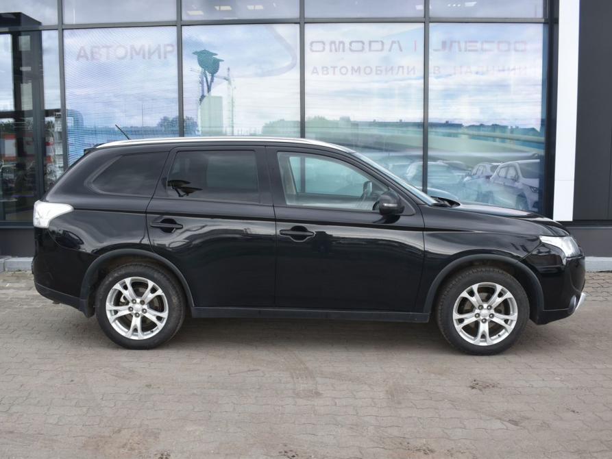 Mitsubishi Outlander III Рестайлинг Архангельск  - изображение 4