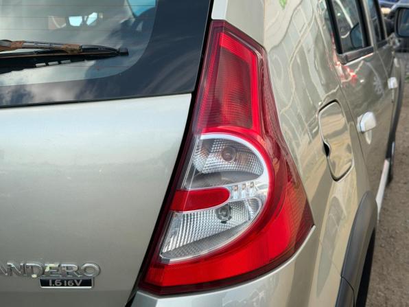 Renault Sandero I с пробегом 2014 года, цена 730 000 рублей, 125000 км, хэтчбек, Автокод Объявления