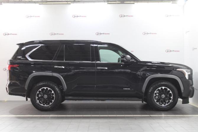 Toyota Sequoia III с пробегом 2023 года, цена 12 900 000 рублей, 39200 км, внедорожник, Автокод Объявления
